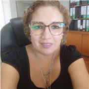 Profesora de inglés básica para niños de 3 y 4 basico